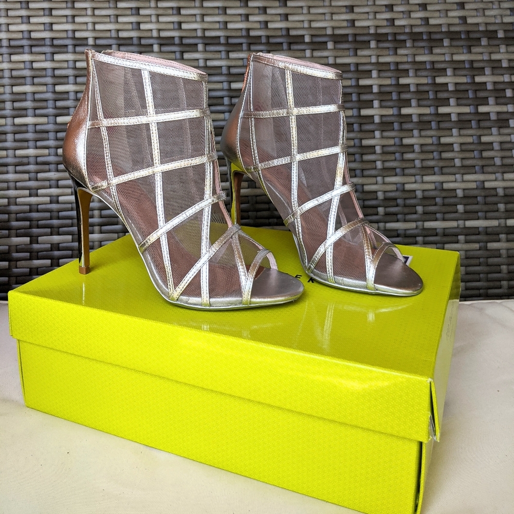 Ted Baker Caged silver open toe heels NWT 6.5